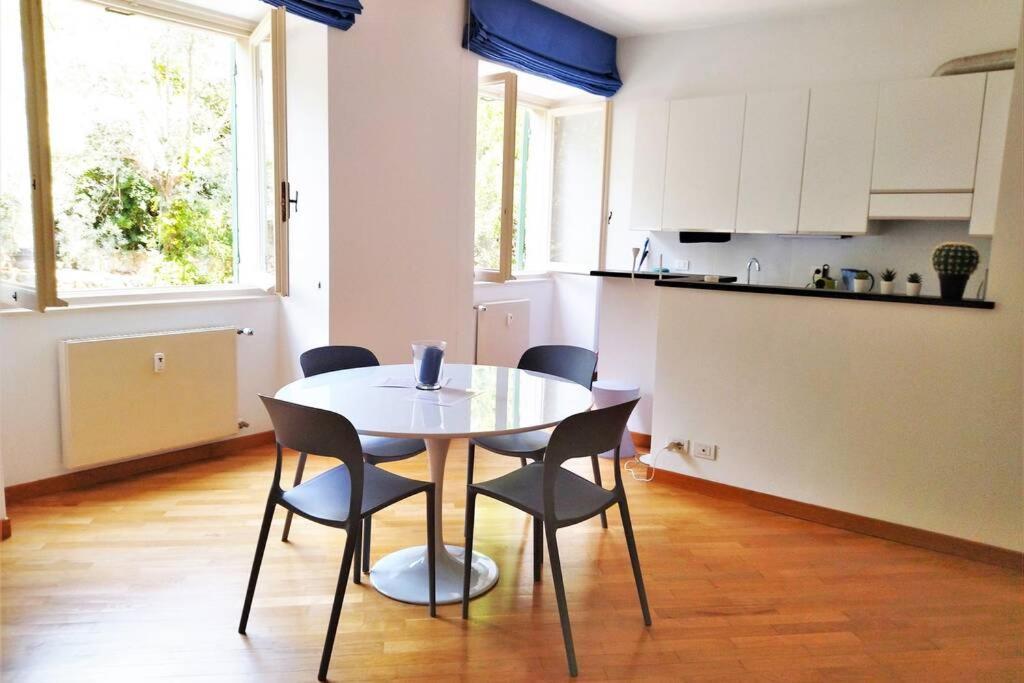 Casaviva - Beautiful Bilo With Shared Pool In Nervi * Genoa