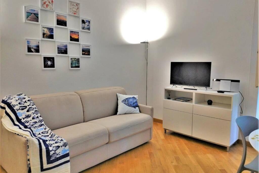 Casaviva - Beautiful Bilo With Shared Pool In Nervi *